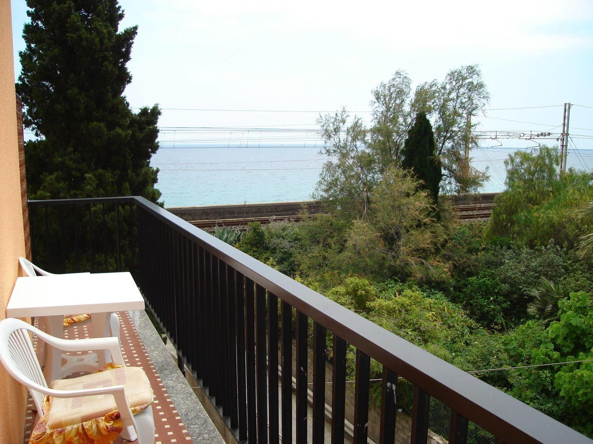 Hotel Lora Rda Luxury Bordighera Ngoại thất bức ảnh